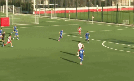 中国小莫德里奇万项欧洲赛场独造三球 赢得队友