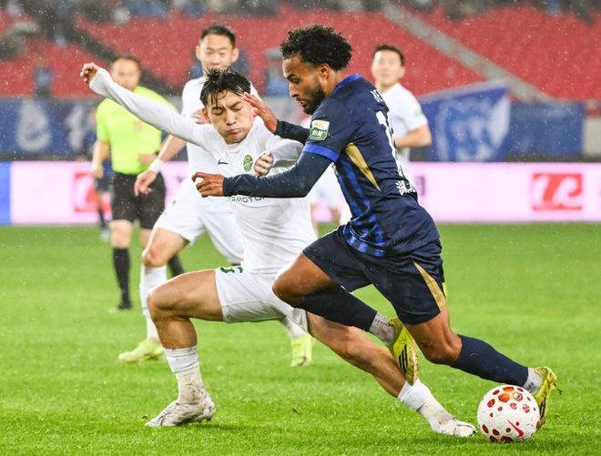 浙江队四场不胜零进球惨败武汉三镇