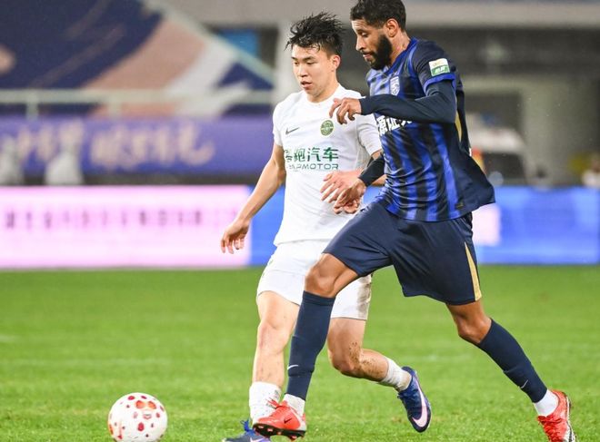 浙江队四场不胜零进球惨败武汉三镇